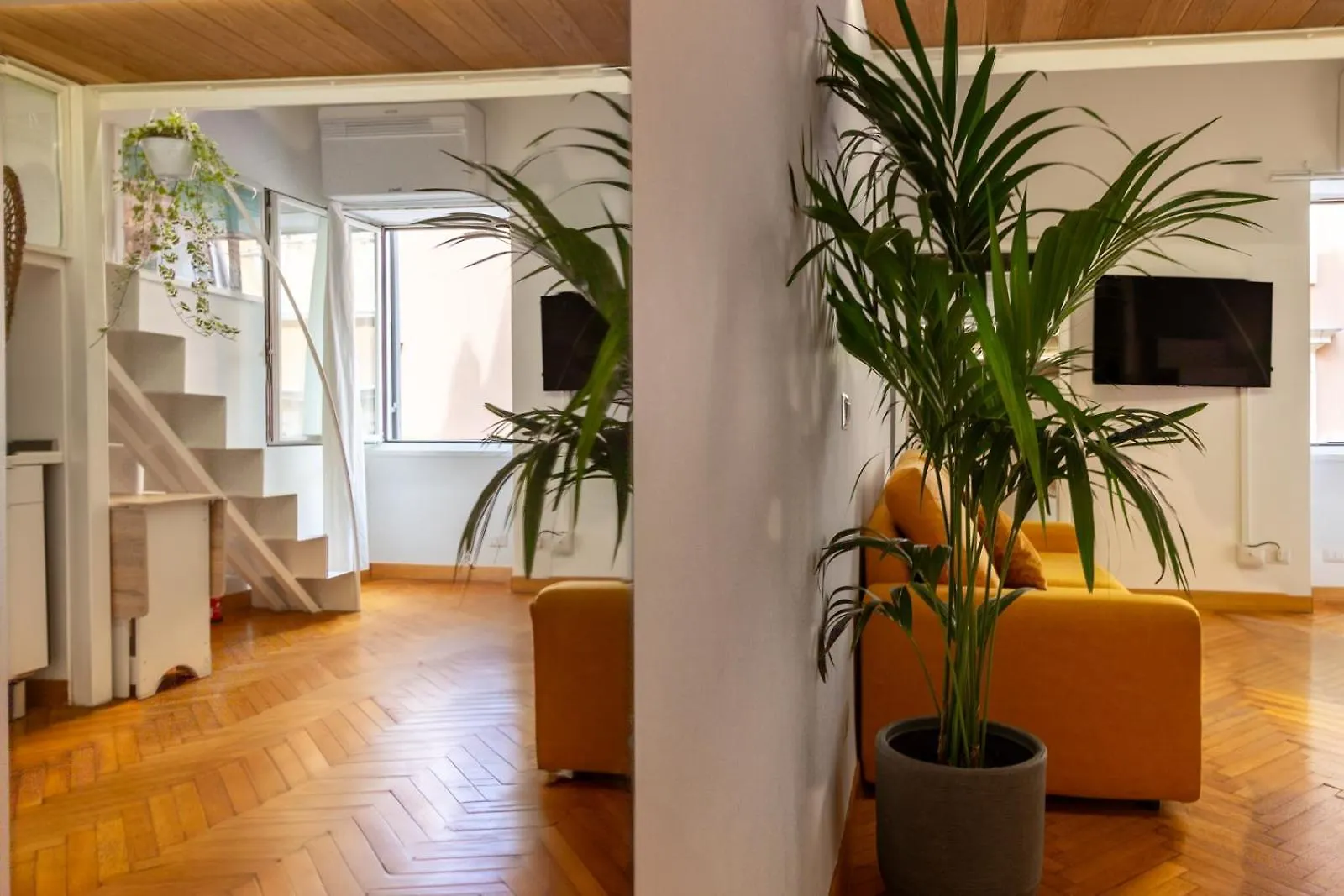 Trevi Apartment Rome